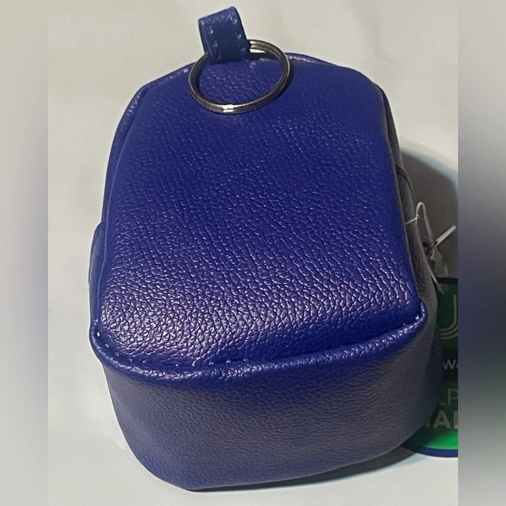 🔴3/$12 NWT Mini Backpack Keychain Skater Print Blue Coin Pouch Clip Bag Charm‎